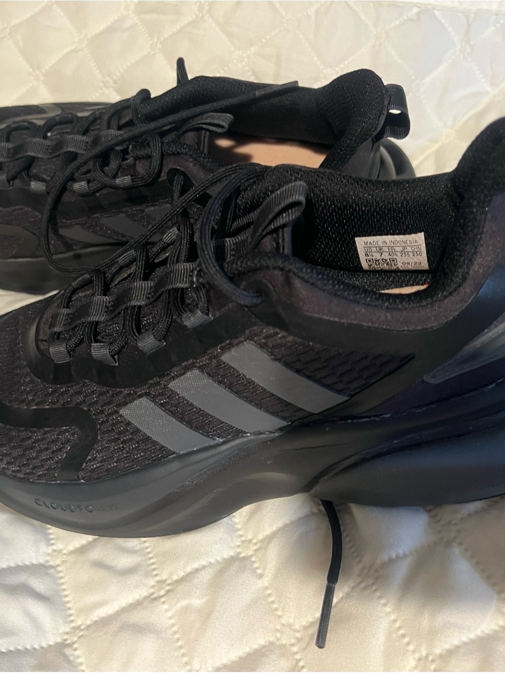 Adidas women’s Cloudfoam Black Athletic Sneakers